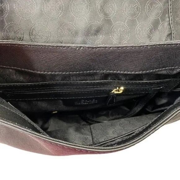 MICHAEL KORS HAMILTON GENUINE LEATHER BLACK LARGE MESSENGER BAG-LIKE NEW - Picture 10 of 13